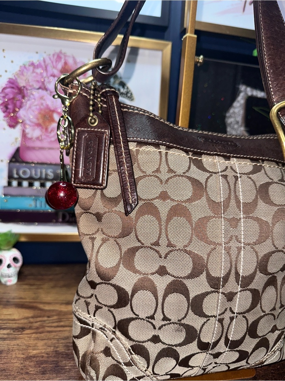 2006 Coach Signature Canvas Ergo Bag - Picture 5 of 16